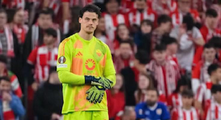 罗马门将斯维拉尔的奇案:意甲门神,却无归属的国脚身份