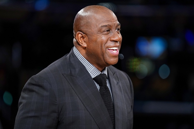 新球体育-NBA球员收入哪家强？乔丹45亿居首 LBJ压奥胖 科五库六&amp;三少前十